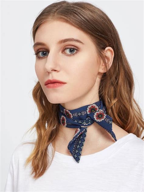 twilly hermes foulard cheveux|5 FAÇONS DE PORTER UN TWILLY TYPE HERMES .